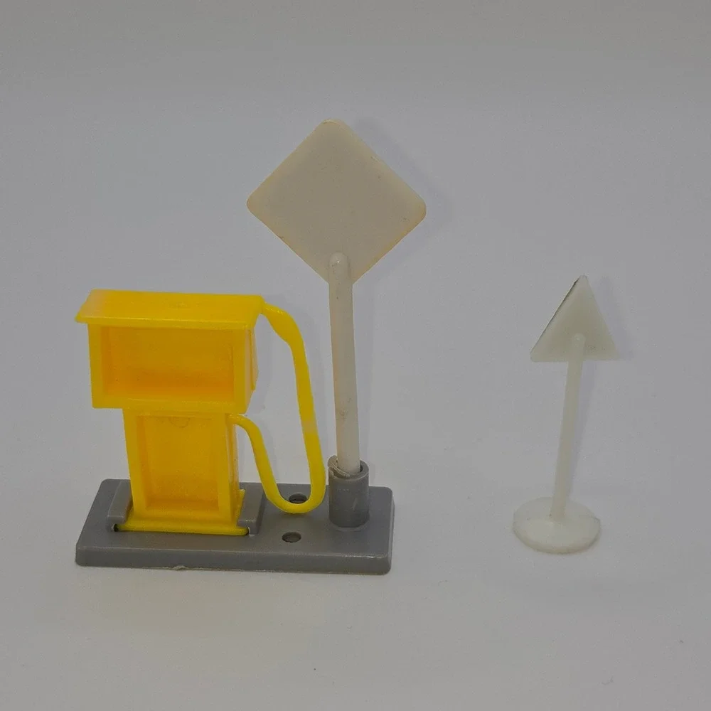 Vintage Shell Gas Station Toy Fuel Pump and Road Signs Accessories Set